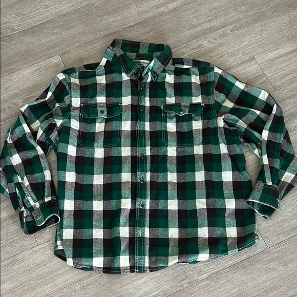 Green plaid Button Down Flannel Shirt - Picture 1 of 7